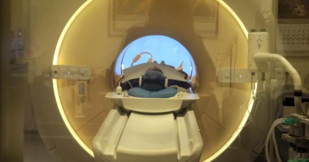 La víctima tenía 61 años y había acompañado a su esposa a hacerse un estudio