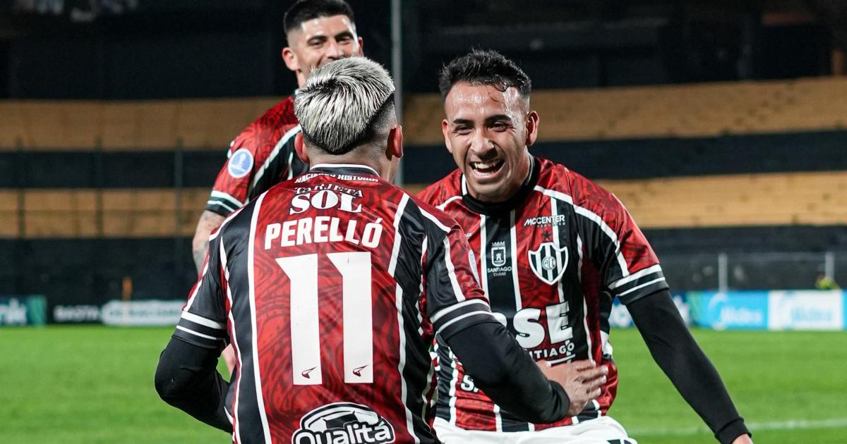Central Coacuterdoba goleoacute a Cerro Largo y se metioacute en los 8vos de final de la Copa Sudamericana