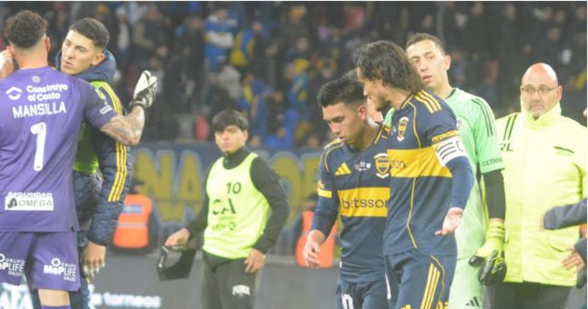 Boca decepcionoacute en Santiago y fue eliminado por Atleacutetico
