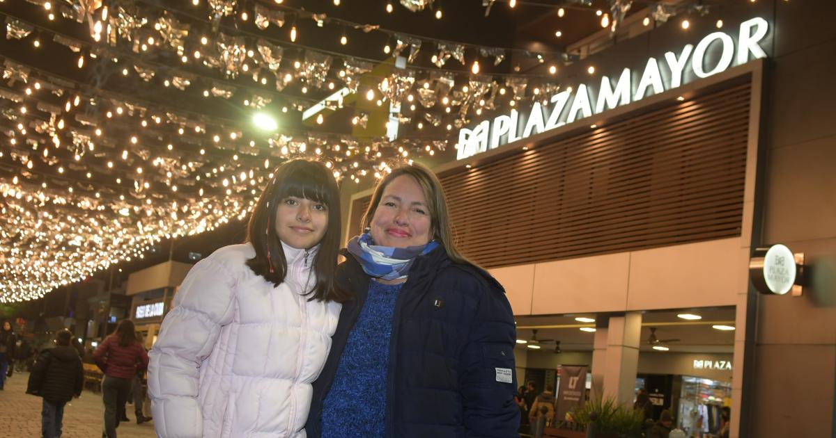 LA ALEGRIacuteA DE LOS 472 ANtildeOS DE SANTIAGO