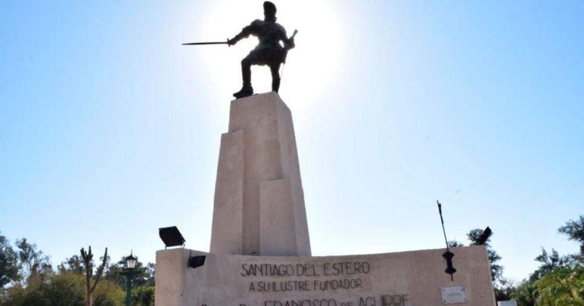  Francisco de Aguirre convalidó la fundación de una nueva ciudad denominndola Santiago del Estero el 25 de julio de 1553