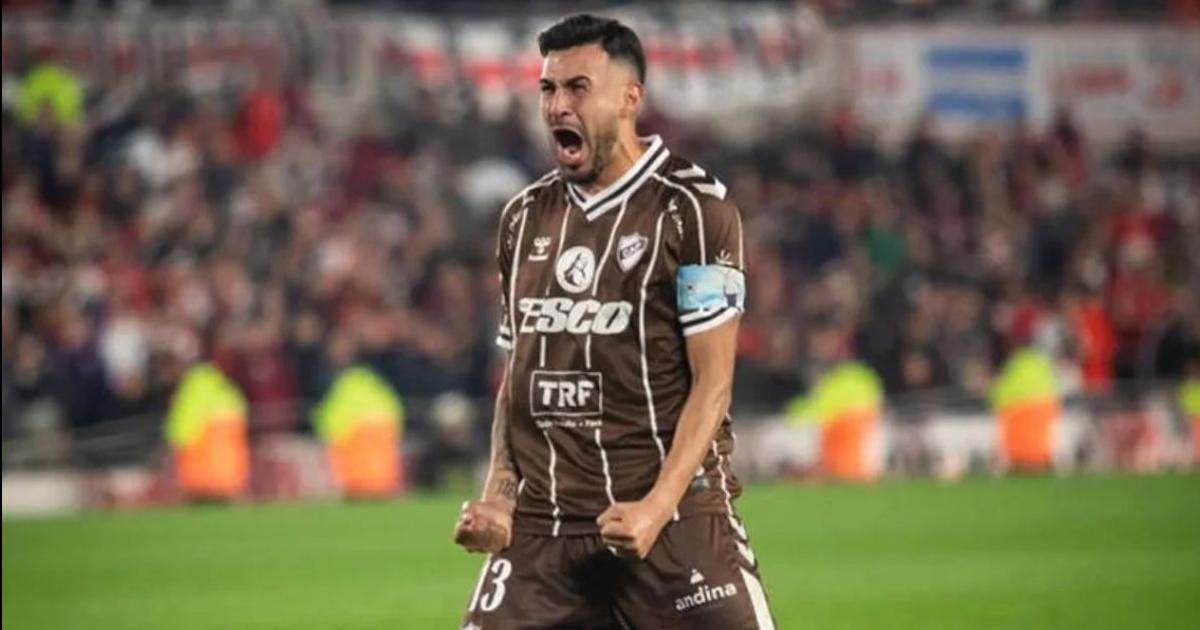 Vzquez de 28 años fue la figura del ltimo campeón y estuvo en tratativas con Racing pero las negociaciones no prosperaron