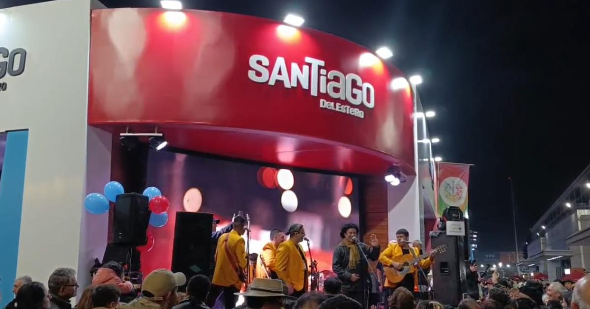 Milton Pino el payador santiagueño le respondió a Pettinato desde La Rural