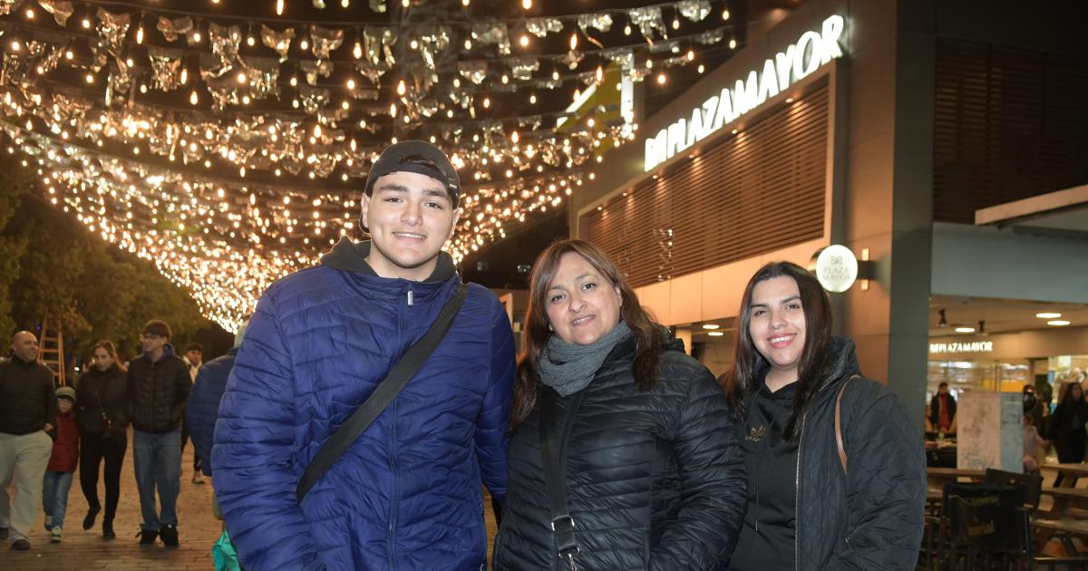 LA ALEGRIacuteA DE LOS 472 ANtildeOS DE SANTIAGO