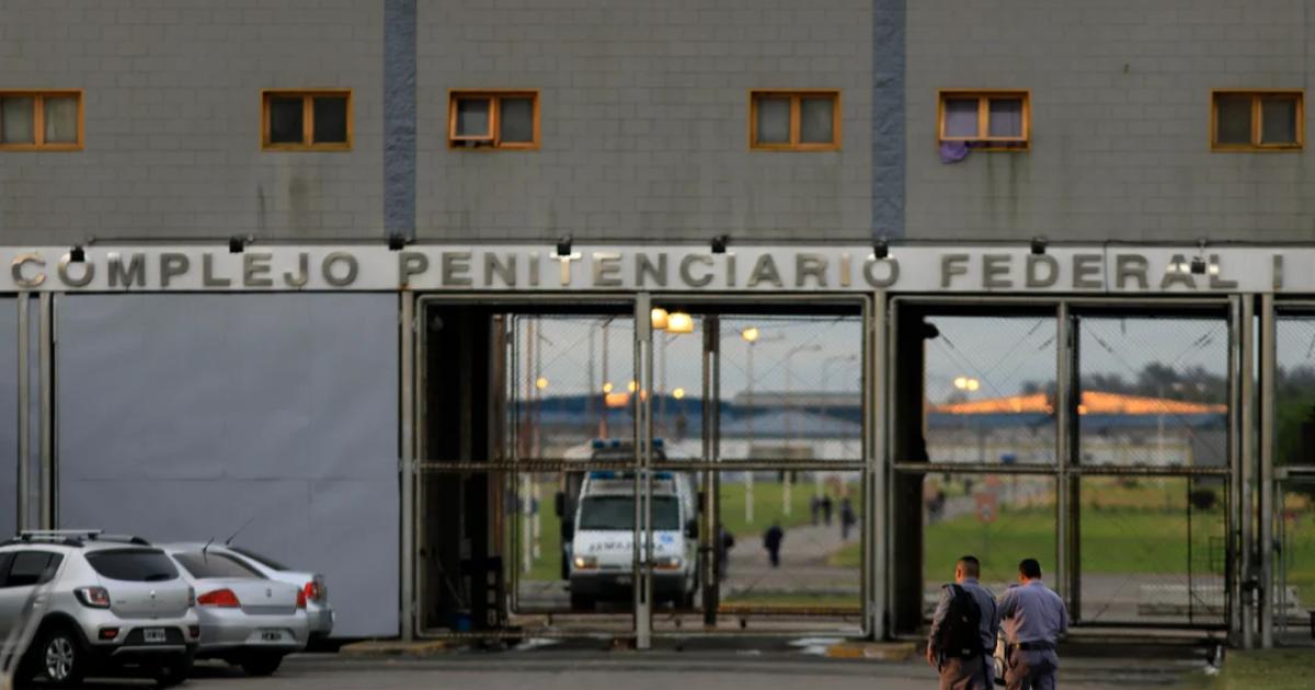 El horror en las caacuterceles- confirman que 52 penitenciarios iraacuten a juicio por torturas