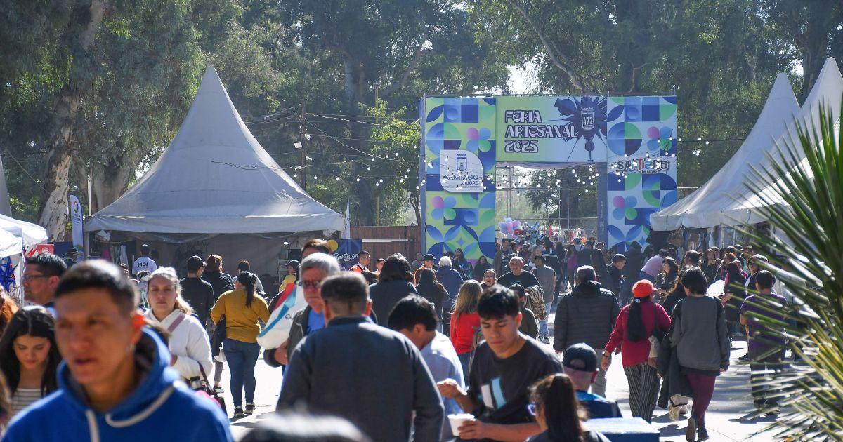 La Feria Artesanal convocó a artesanos y emprendedores