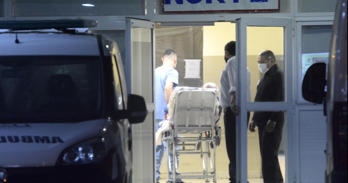 Golpeoacute a ex y atropelloacute con el auto a la amiga que la auxilioacute