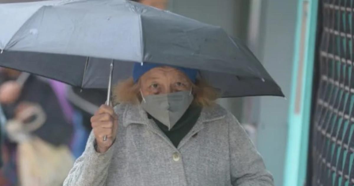 Mucho frío y lluvia en Santiago