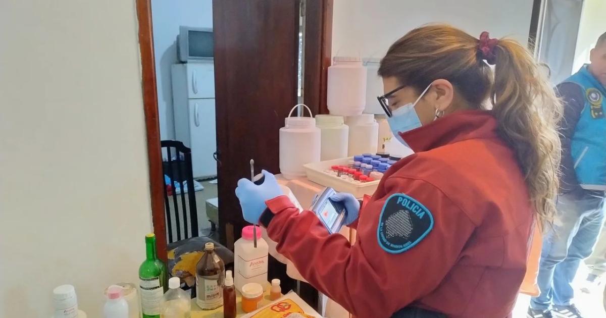 Cerraron un laboratorio clandestino que produciacutea 14000 pastillas de eacutextasis