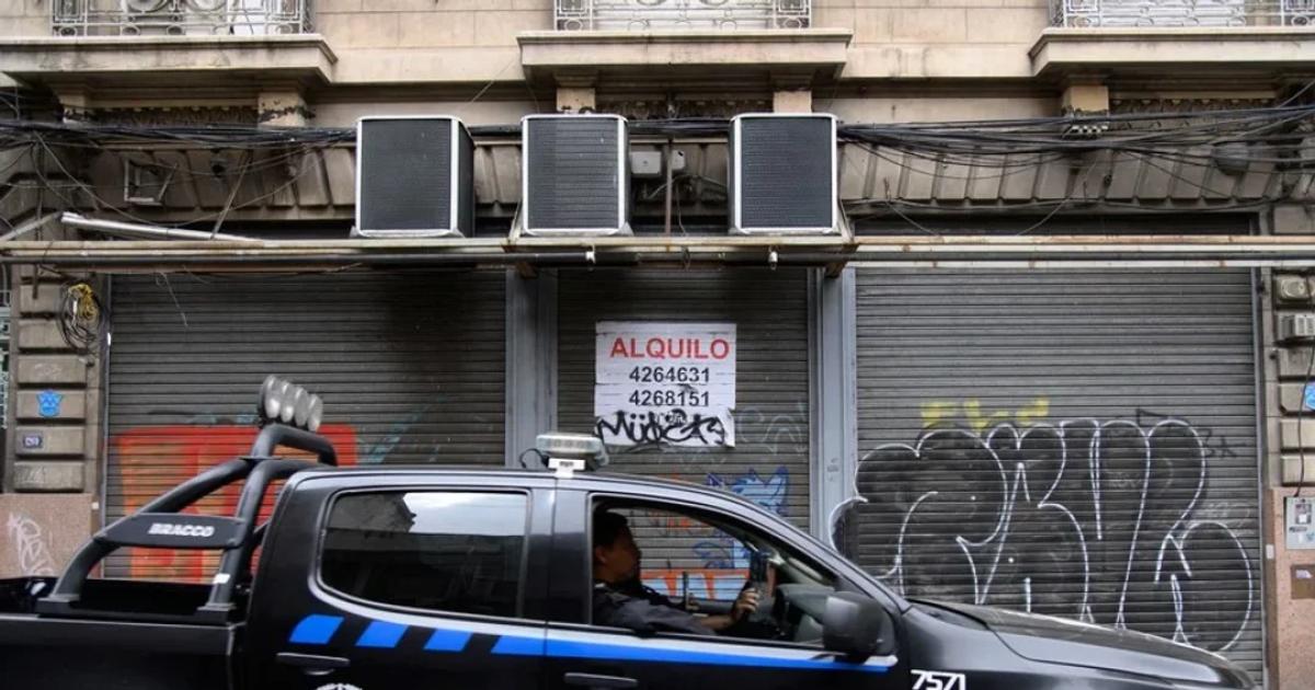 Insoacutelita muerte- se electrocutoacute al rescatar a su perro se desmayoacute y murioacute aplastado por un horno