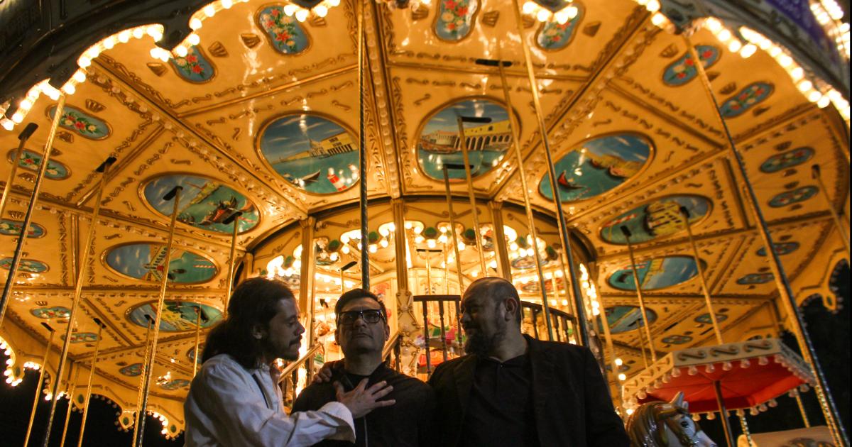 La Calesita tres hombres atrapados en un círculo de consecuencias inevitables en la sala Adatise 