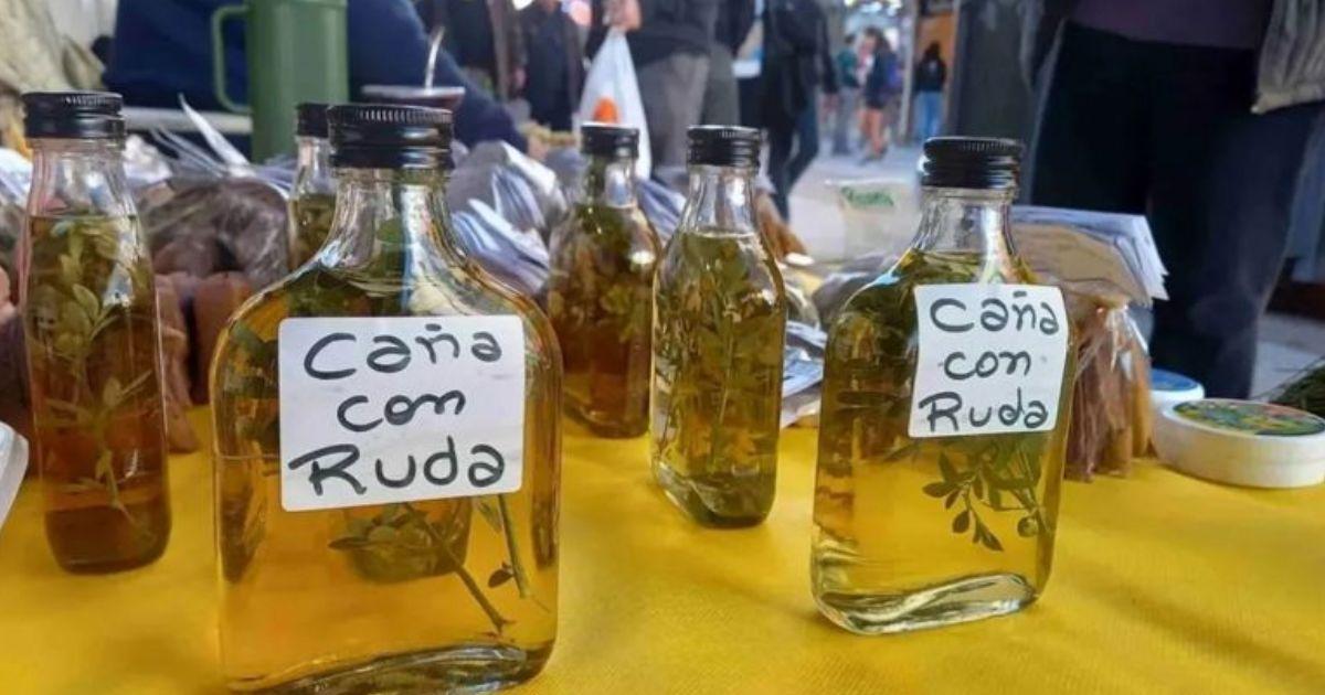Segn el antiguo ritual se deben tomar en ayunas tres tragos de caña