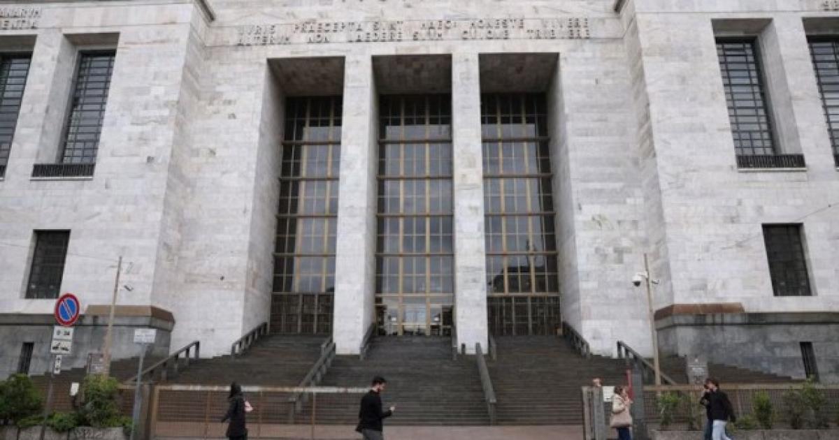 Condenado por abuso sexual salioacute del paiacutes con documentos de su hermano y lo hallaron en Milaacuten