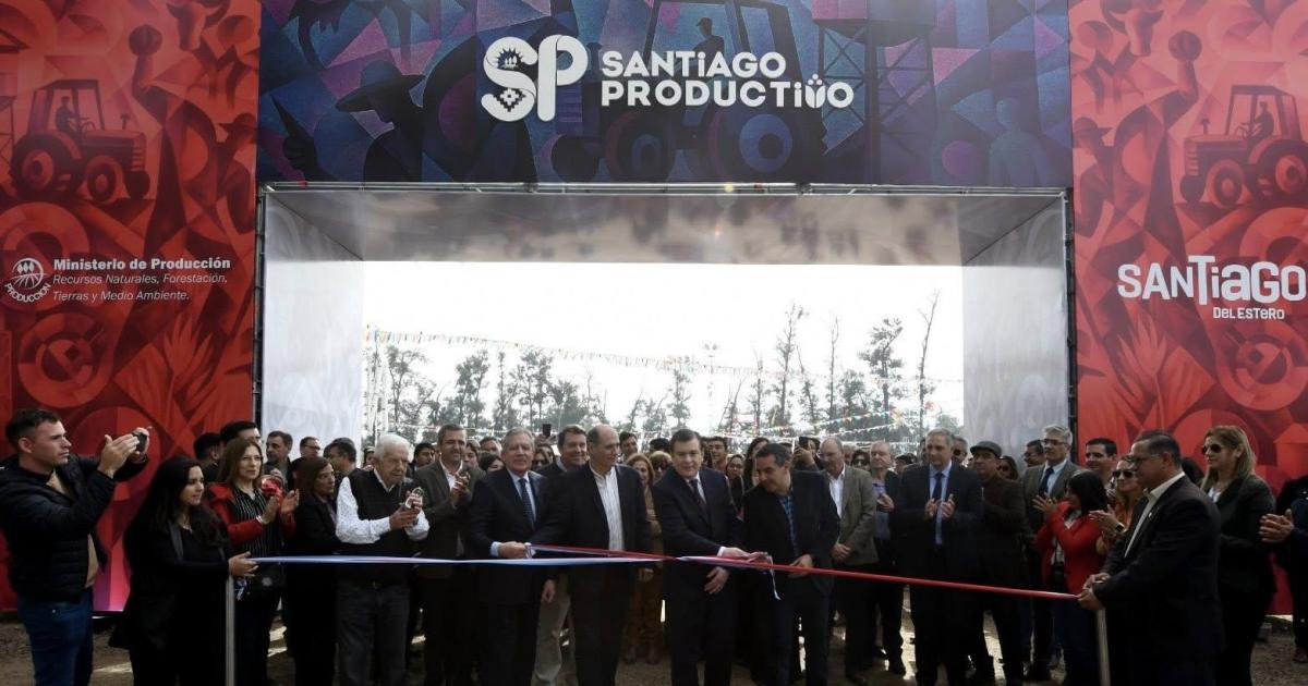 El gobernador Gerardo Zamora participó de la apertura oficial de la Expo Santiago Productivo