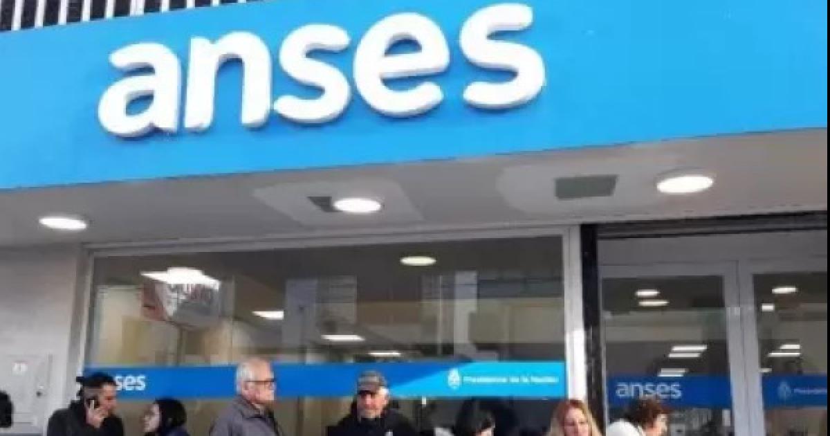 ANSES confirmoacute aumentos y el calendario completo de pagos para agosto- conoceacute montos y fechas