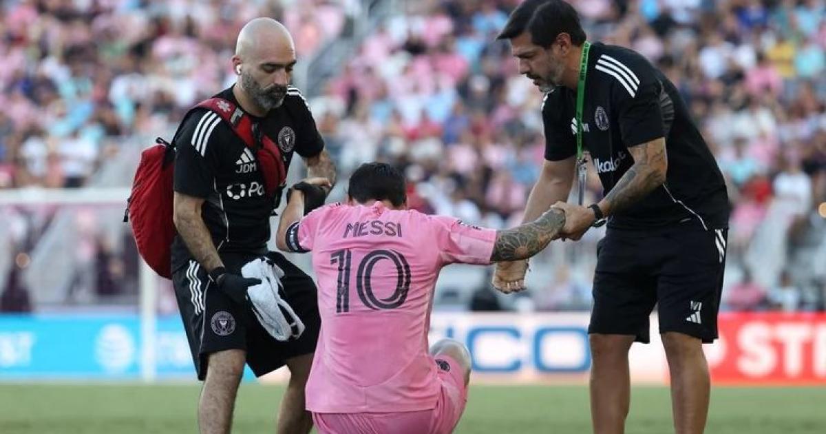 Messi se lesionoacute y encendioacute la alarma