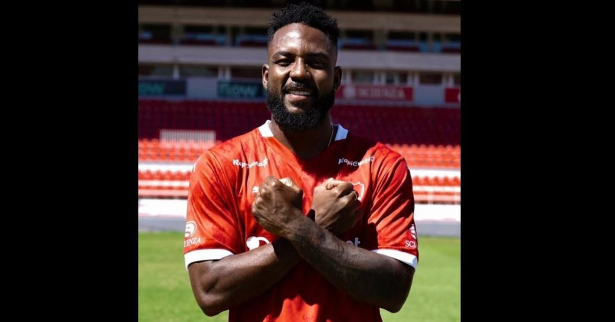 Angulo apuntó contra los dirigentes e Independiente respondió con un duro comunicado