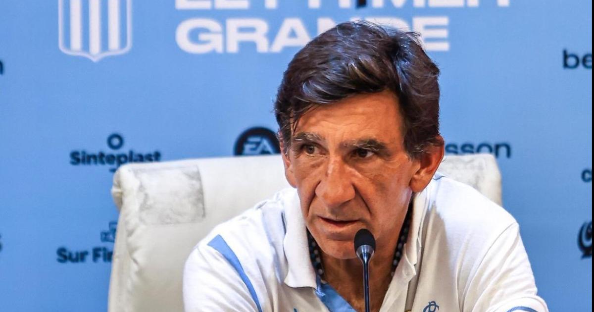 Costas apuntó a Boca por la fecha del clsico- No quisieron jugar el viernes