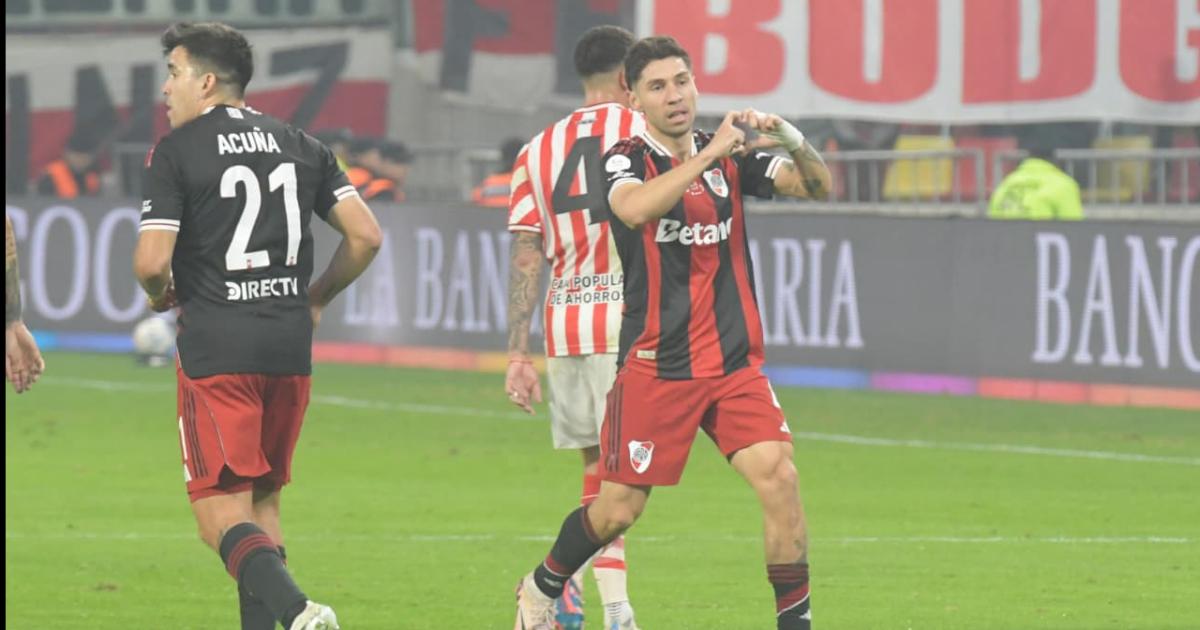 River fue mucho para San Martiacuten de Tucumaacuten y festejoacute en Santiago