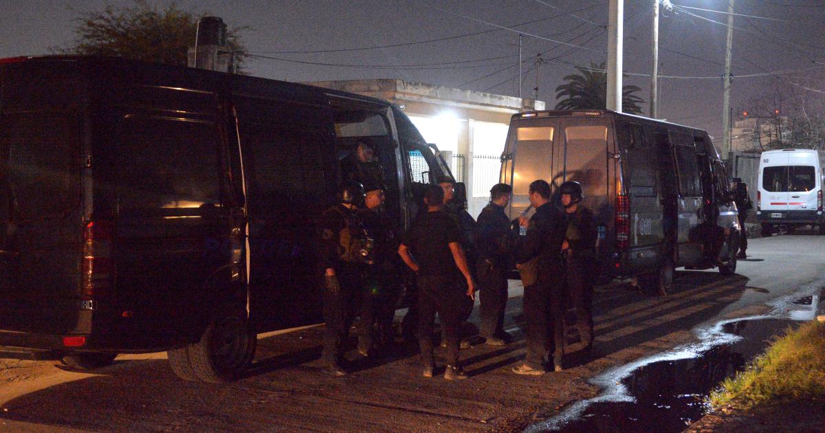 Horror en Friacuteas- le reclamoacute a un vecino que golpeaba a la pareja y terminoacute asesinado en violenta gresca