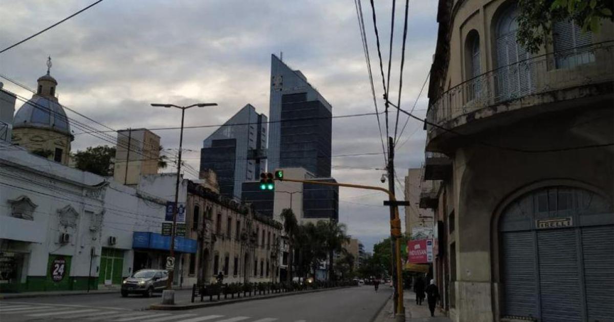 Mantildeana parcialmente nublada en Santiago- Coacutemo seguiraacute el resto del diacutea