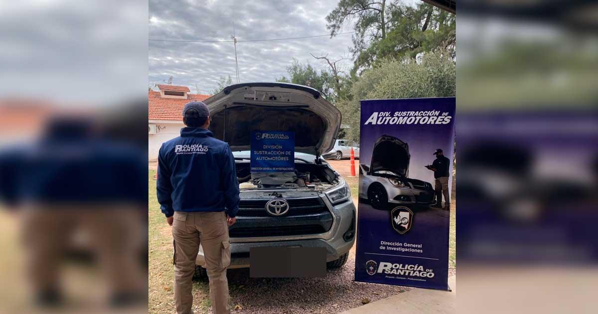 La policía secuestró el vehículo e inició una investigación