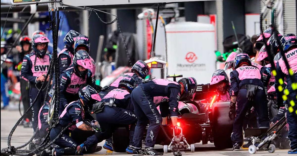 Alpine demoró diez segundo en cambiar neumticos en el auto del piloto argentino