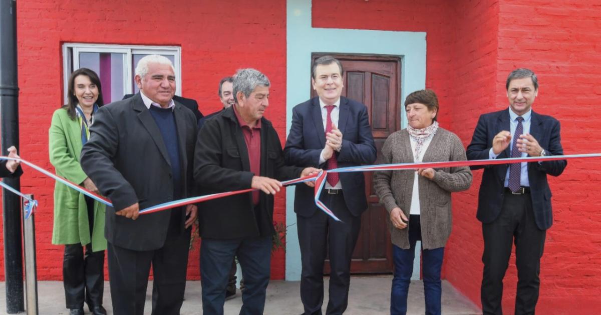 Zamora inauguroacute obras en La Resbalosa y entregoacute viviendas sociales a familias de Loreto