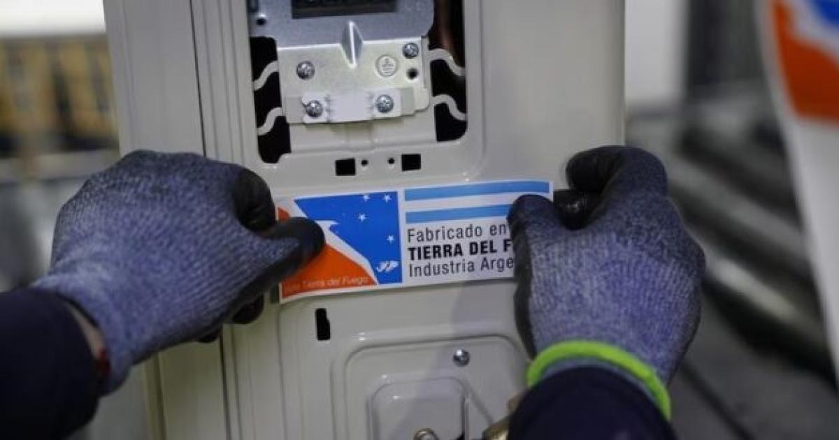 Televisores y celulares ms baratos- eliminan restricciones para compras desde Tierra del Fuego