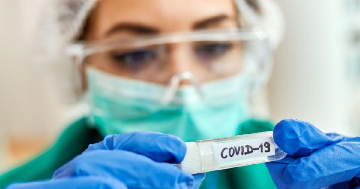 Una de las características ms llamativas de esta nueva variante del Covid-19 es su sintomatología inusual