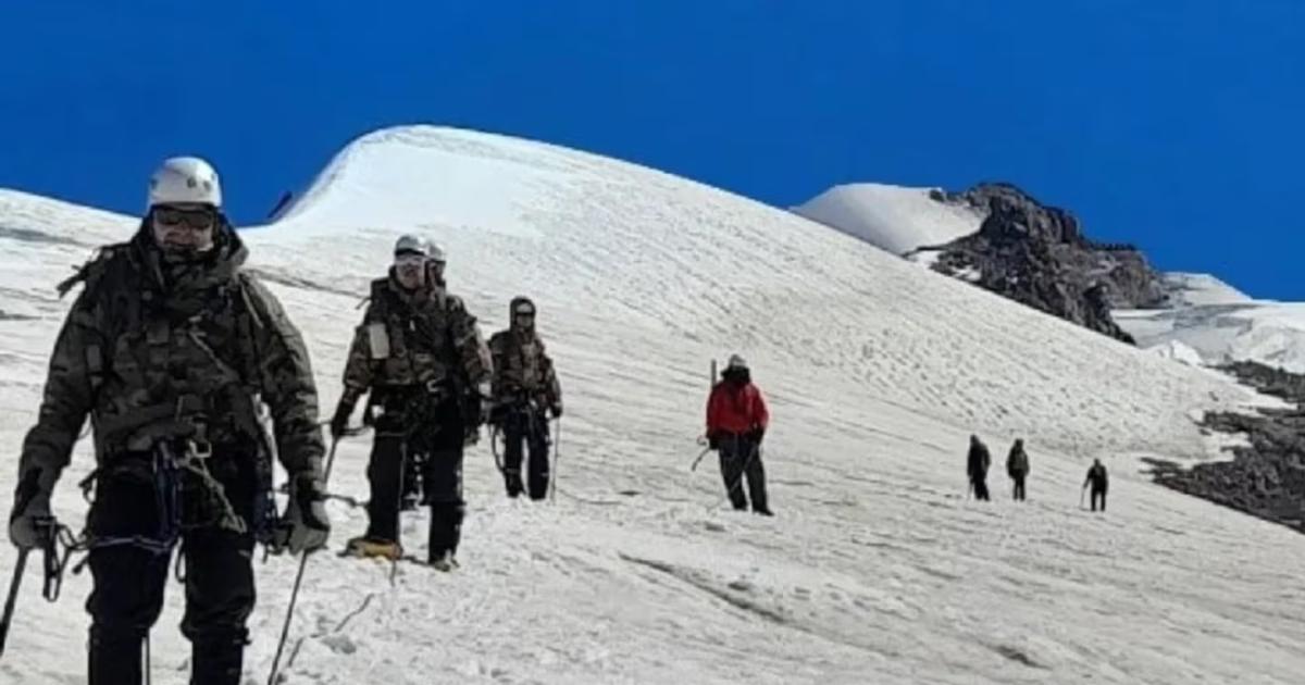 El Ejército Argentino llegó a la cima del Monte Kun en el Himalaya e hizo historia