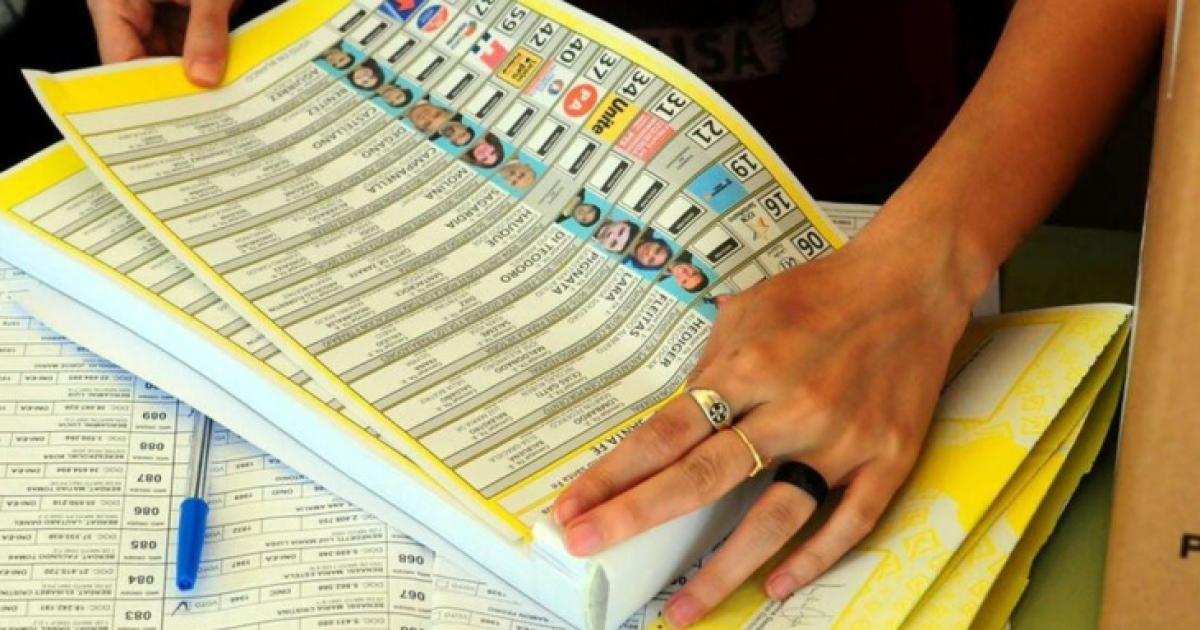 Acordada de la Caacutemara Nacional Electoral fijoacute coacutemo se votaraacute el domingo 26 de octubre