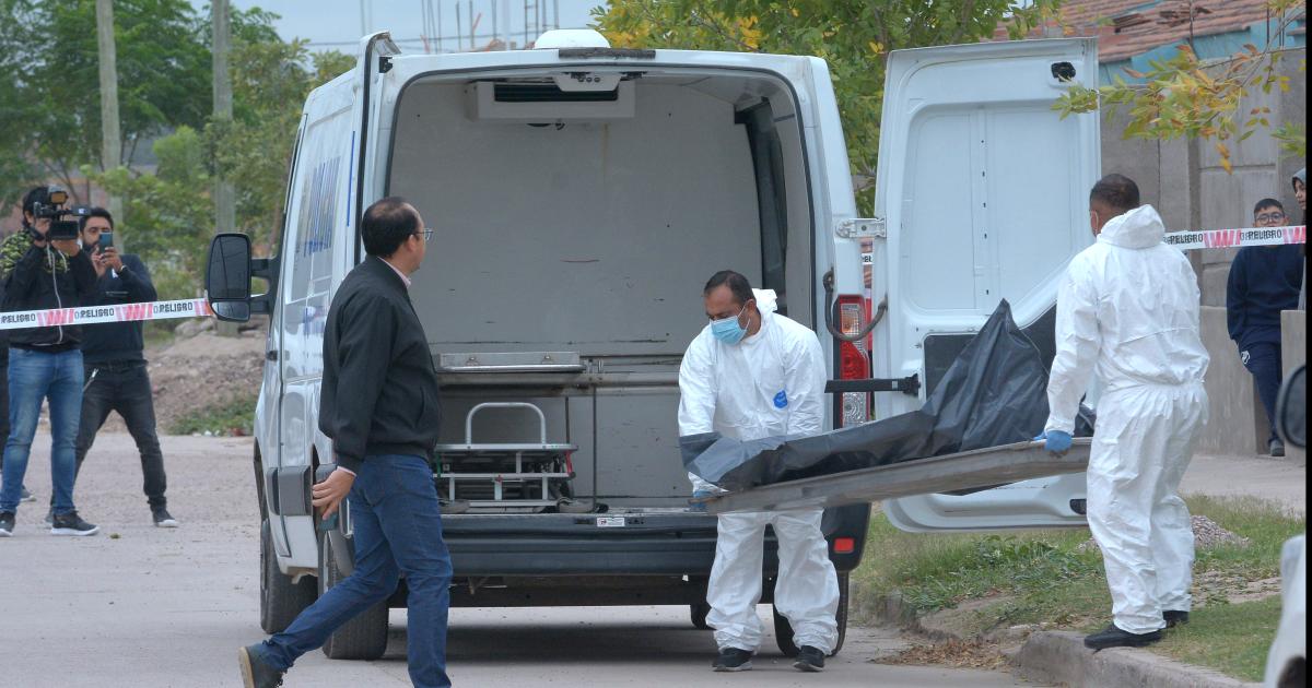 Dramtico fue a ver a su madre porque no respondía y la halló muerta putrefacta