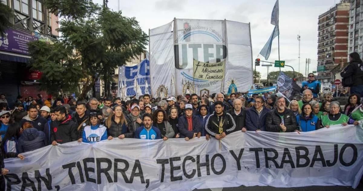 Organizan una masiva marcha contra el Gobierno libertario