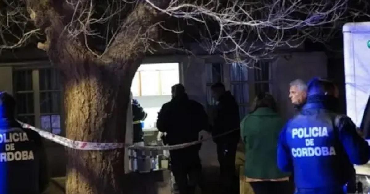 Horror- una mujer fue detenida por el asesinato de su hijo de 14 antildeos