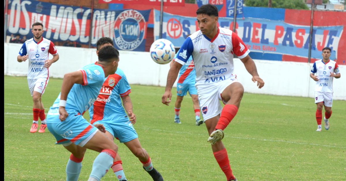 David Veliz fue importante ante Arsenal y sería titular para visitar a Colegiales