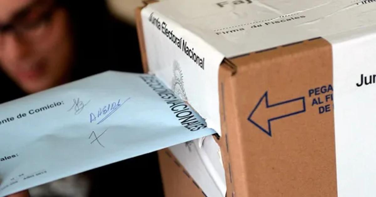 Elecciones nacionales de octubre- la Libertad Avanza el peronismo y Provincias Unidas inscribieron sus frentes