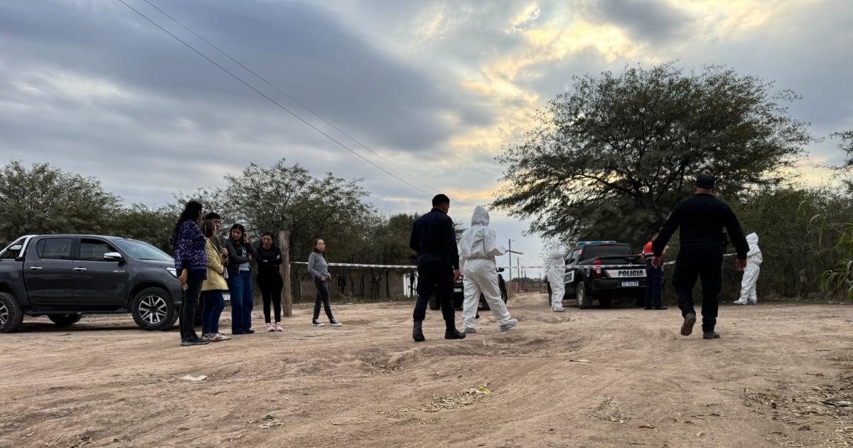 PERICIAS- Las fiscales trabajan en la escena ocho horas después del deceso de la jovencita La conclusión de los forenses vital para la investigación