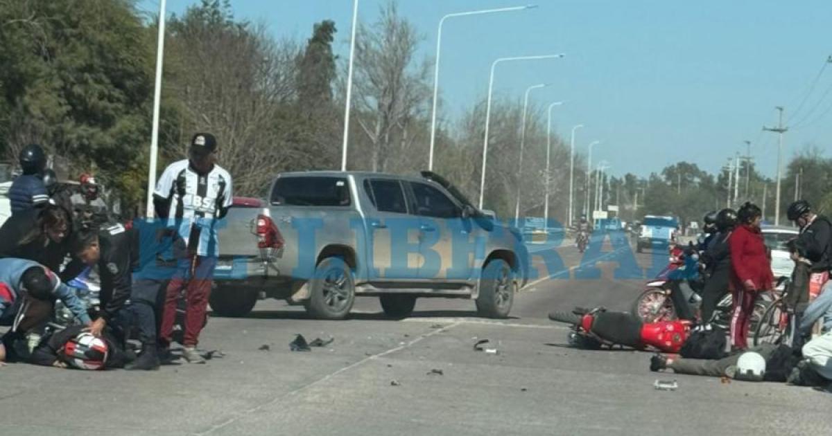 Violento choque en Ruta 9- varios heridos en la zona de El Zanjon