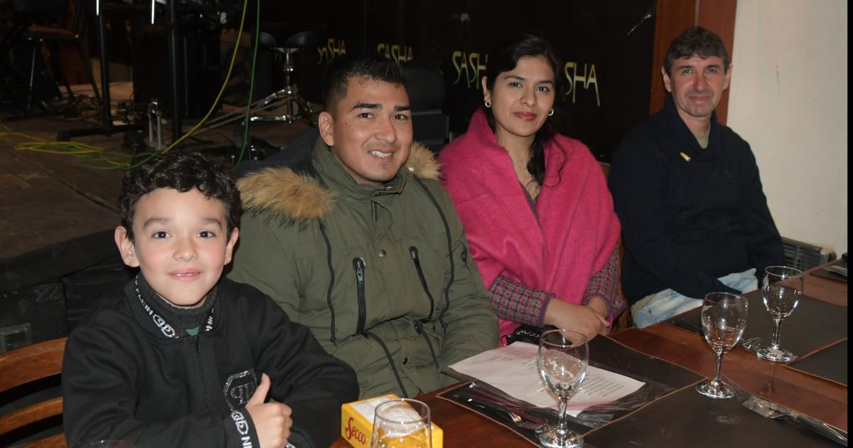 MUacuteSICA DEL RECUERDO CON EL GRUPO VINILO