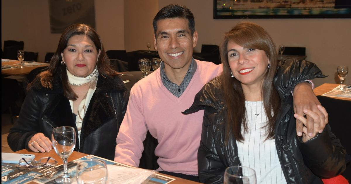 MUacuteSICA DEL RECUERDO CON EL GRUPO VINILO