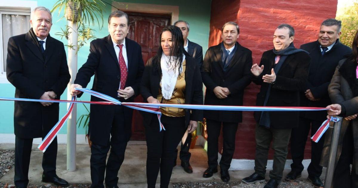 Zamora adems anunció una serie de obras para Colonia El Simbolar como la refacción de la Escuela San Isidro labrador y también la Escuela de Capacitación N° 4 adems de la creación del propio edificio del colegio secundario
