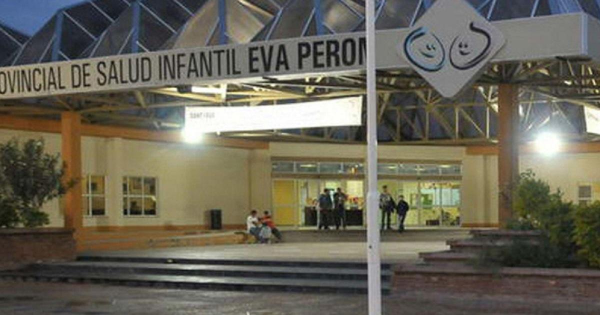 Un nintildeo fue atropellado por una motociclista que lo llevoacute al Cepsi y luego se dio a la fuga