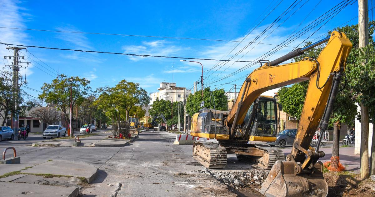 iexclAtencioacuten Se inhabilitaraacute la avenida Coloacuten entre Libertad y San Martiacuten por los avances en la obra de repavimentacioacuten