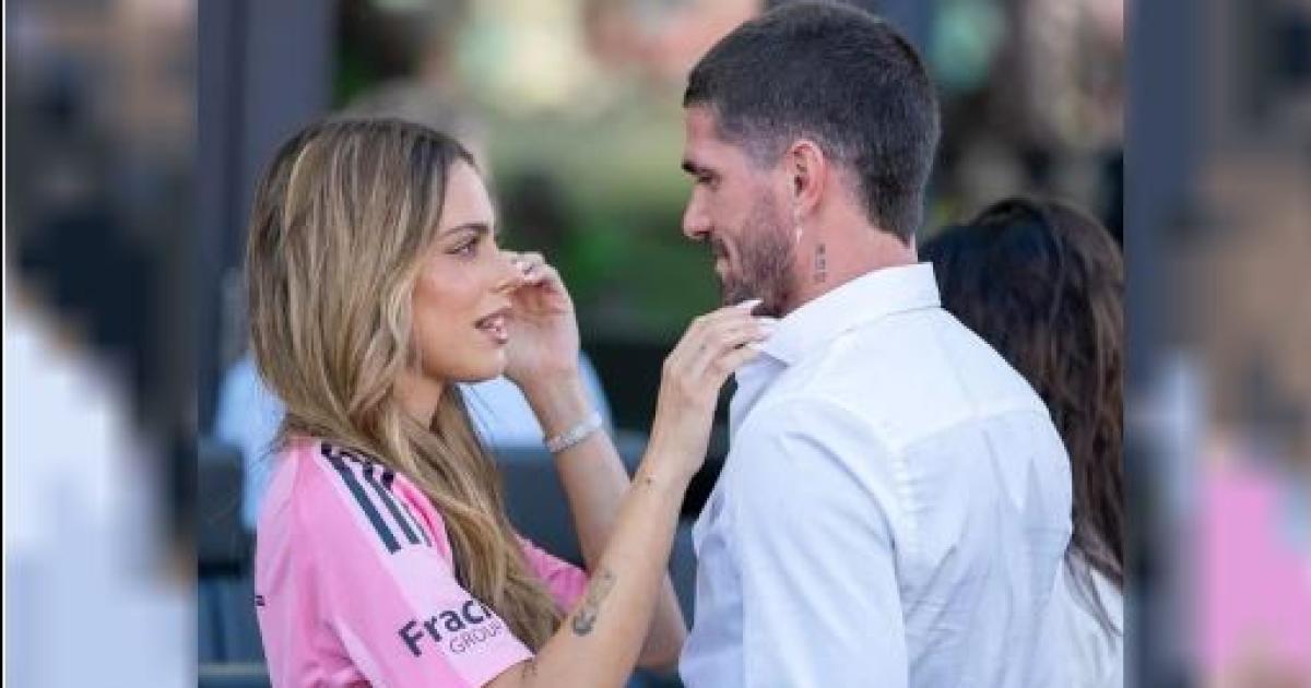 Tini busca su vestido de novia en un exclusivo atelier de Miami