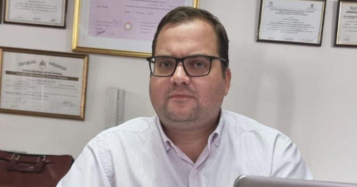 Se trata de José Galassi quien supo representar inicialmente a Gloria Romero por el femicidio de su hija Cecilia Strzyzowski