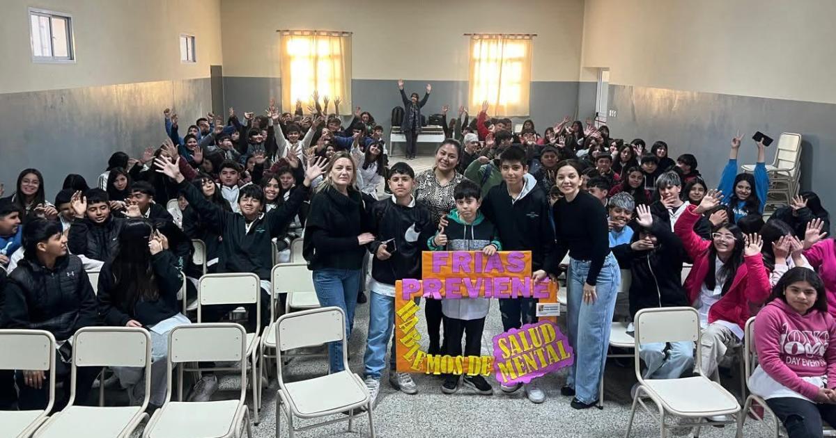 Frías dialoga sobre la salud mental en los adolescentes