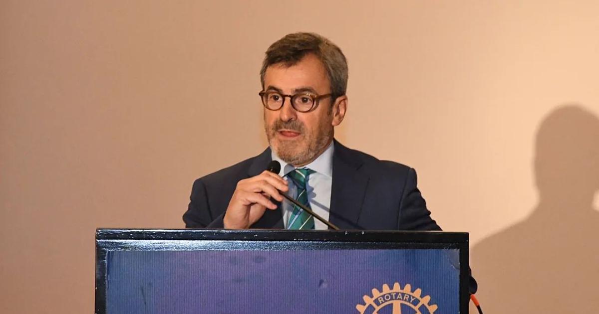 El titular de la UIA advirtió que an faltan reformas