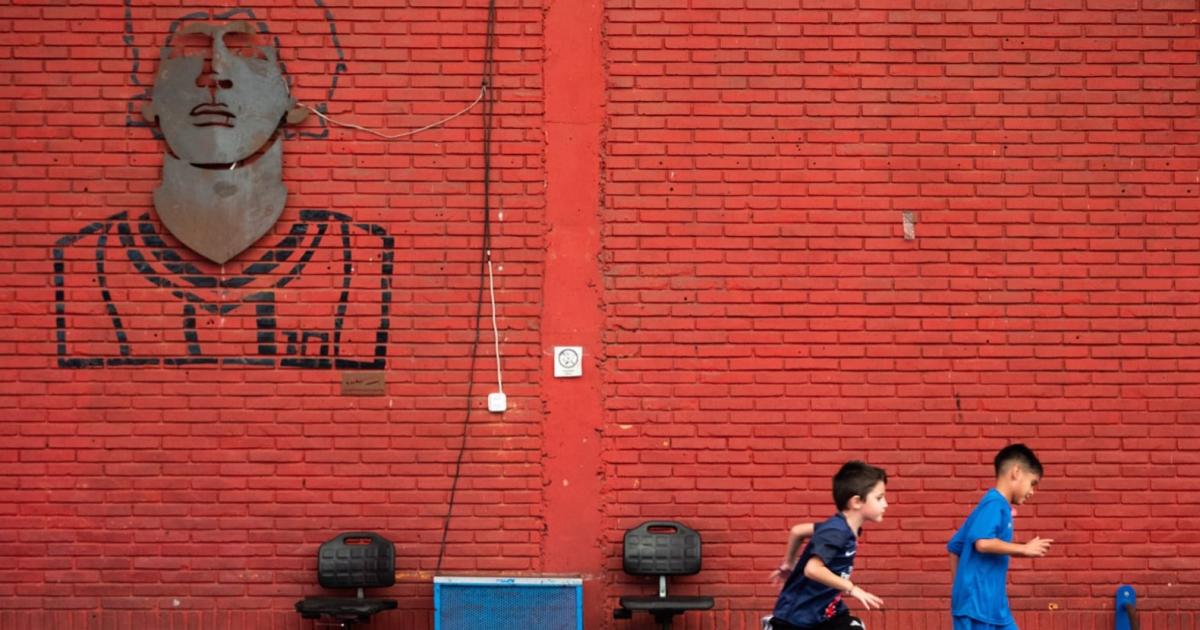 Encuesta a clubes- padecen la crisis econoacutemica pero suman nuevos socios con actividades extra