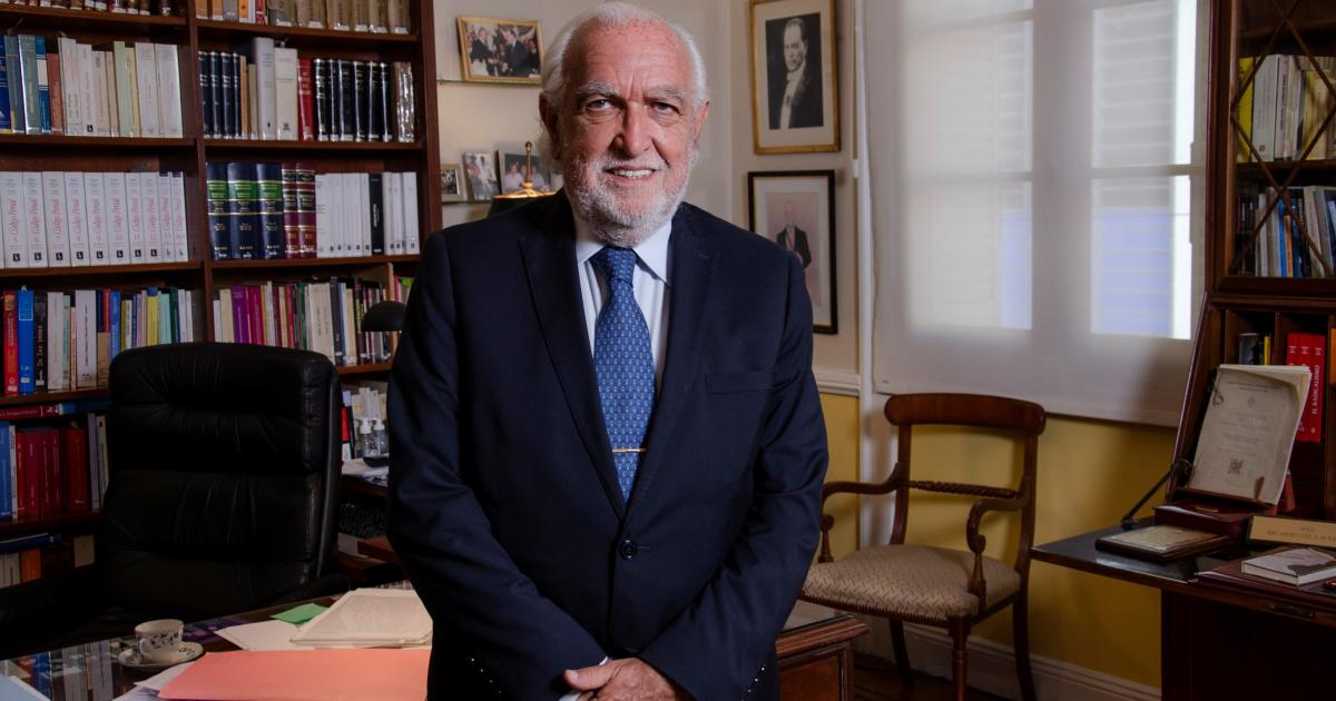 Jornada acadeacutemica con presencia del doctor Ricardo Gil Lavedra